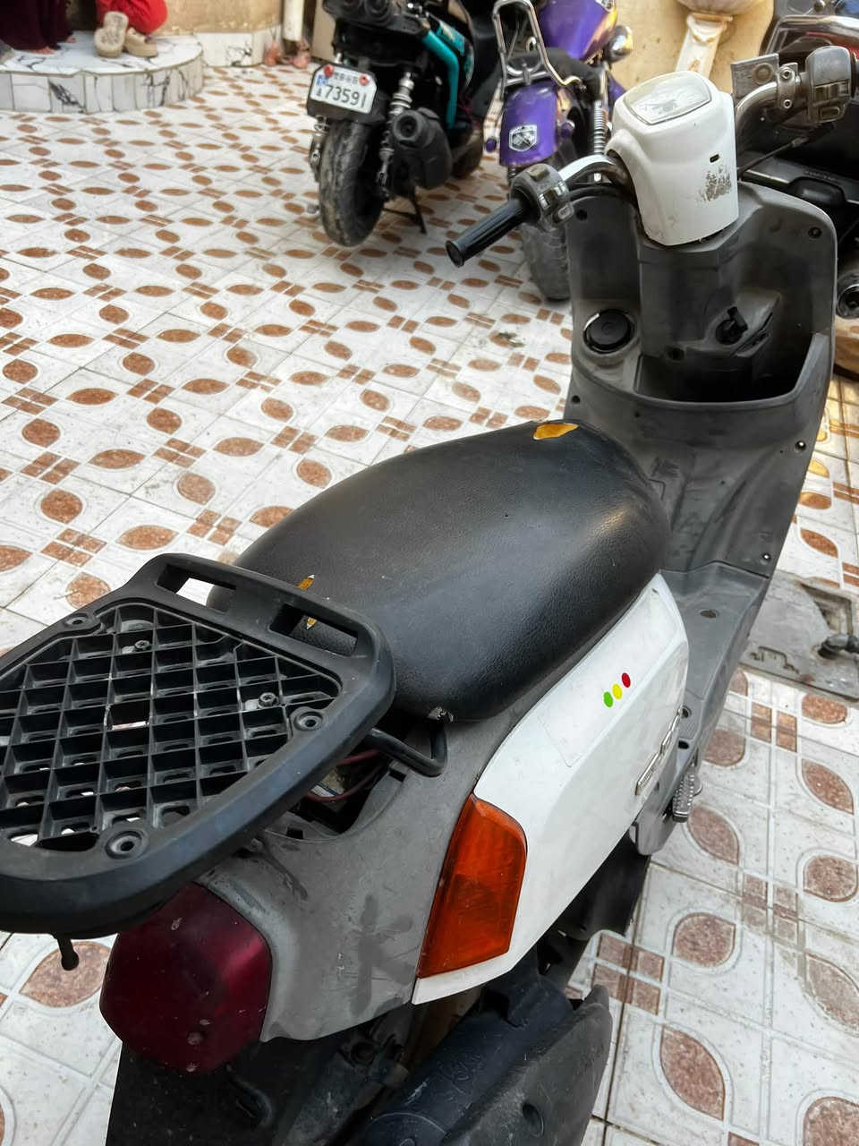 كفرات بلاد ختم واحد مكينة كفالة ٤٩بلاد سعرها 750 وبيها مجال قليل نقصها كفر الأمامي وباتري إذا مو خرسة تأخذها وتروح بلاش كهربائيات كلها شغالة جيب مصلح وافحص مكاني ابو الخصيب حمدان

‏***********
