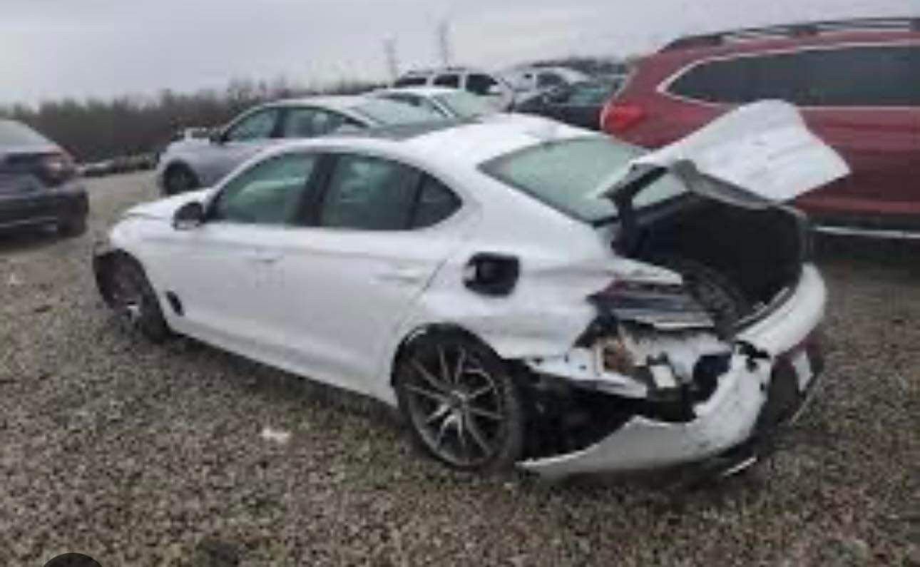 جنيسيس

G70 2022

لون ابيض

رقم بغداد 

السيارة 4 سلندر 2000 تيربو 

ماشيه42

مواصفات السيارة فول الفول  للاخير 

بصمة  تشغيل عن بعد 

بنروما 

كراسي ثنين كهرباء 

تدفئة كشنات 

شاحن وايرليس 

تبريد قطعتين ( امامي + خلفي )

جميع الجام اوتو

ستيرن  كهرباء 

خزن كرسي السائق 

ترحيب بل مري 

رادار امامي / خلفي / وبالمري + تحديد مسار  

مري شفط + قلاب + تعتيم تلفائي

وبعد هواي مواصفات 

 حادث السياره جاملغ خلفي  وبي رصعه خفيفه 

وشخط بالامامي ومكحل بكارت 

بدون اي ايرباك يعني سليمه 

السعر 210

مكان السياره الفلوجه 

استفسار اكثر اتصال 

على الرقم ***********