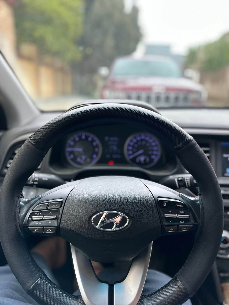 Hyundai Elantra 2020 ..
للبيع او مراوس حسب الرغبه 
فول فول مواصفات sel بلص 
فتحة سقف
شاشة كبير و كاميرة
رادار امامي وخلفي وصفايح 360 درجة
بصمة بيبان
كشن جلد 
تدفئة كشنات
ستيرن تدفئه 
تحديد مسار
قيادة ذاتية
sport+nurmal+smart درايق مود
لايتات زينون و ليد
تحكمات ستيرن
عدد سماعات 8 
حجيم محرك ٢٠٠٠ دوش مرغوب
بعد بيها هواي مواسفات
ماشية 80mil و قابل للزياده 
ملاحضة ضرر سيارة فقط تعديل بارد بقبق الصندوق و ملاحضات بسيطه بلبنيد
بدون معجون تبديل
بدون دواخل بدون لغود شواصي بدون ايرباك 
مكان سيارة موصل 
*********** واتساب 
سعر 135 و مجال قليل موصل, نينوى
