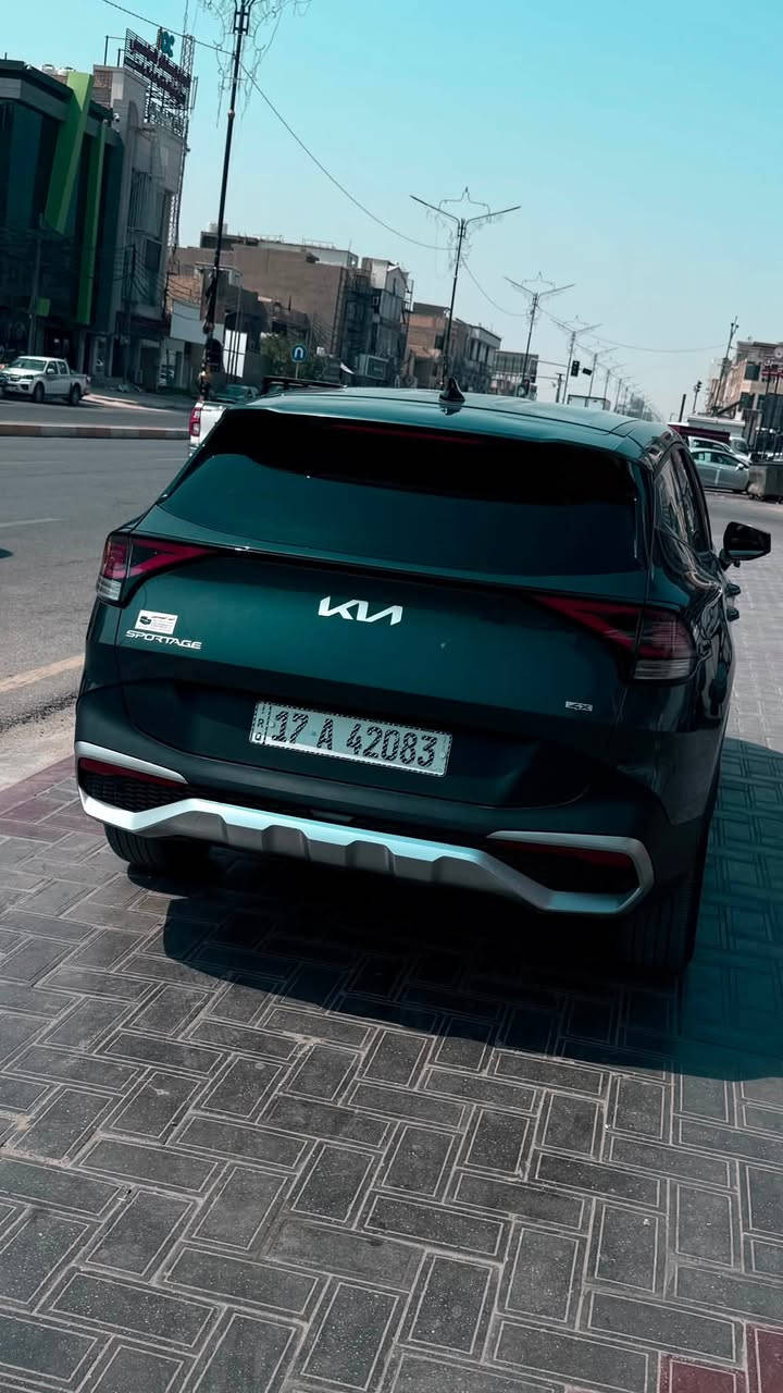 سبورتج وارد أمريكي  مديل ٢٥ 
بيها جامغ راجع ع البارد
السعر ١٩٥
***********
