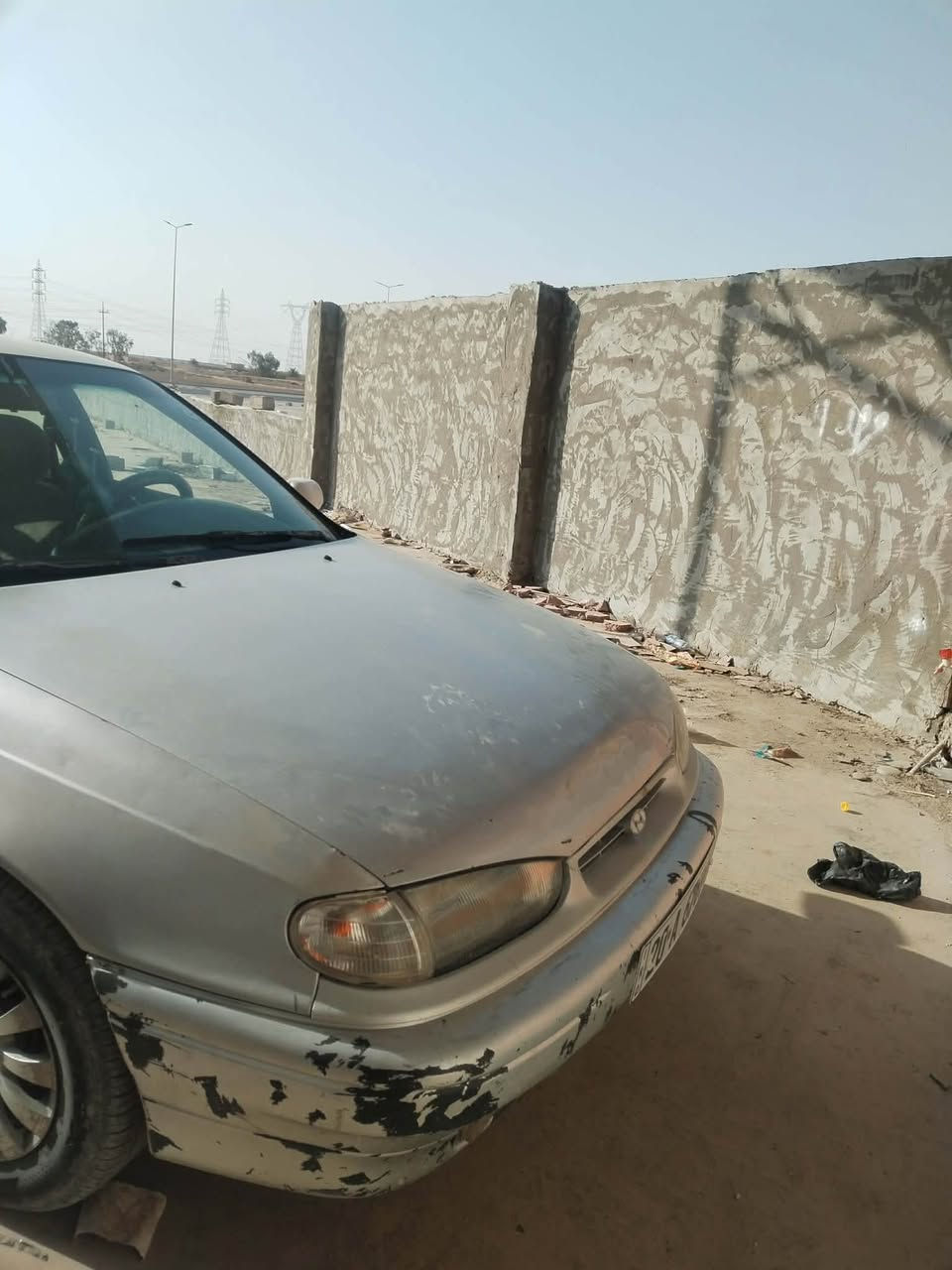 النترا دمعه موديل 95 كير ومحرك جيد جدا جاهزه من كلشي السعر 25وبيها مجال ***********
