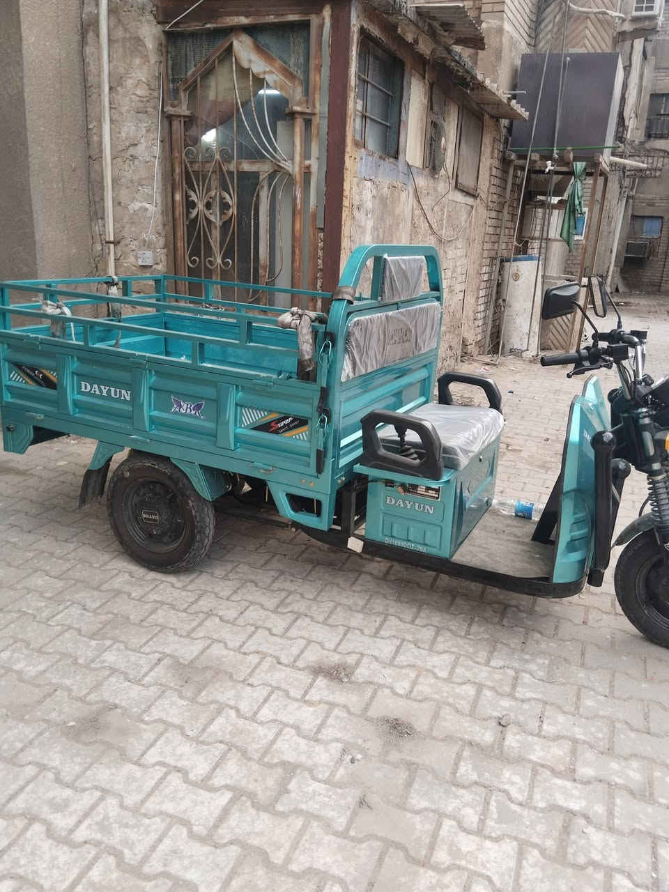 ستوته شحن • ٦ بطاريات • ضمان ٥ اشهر