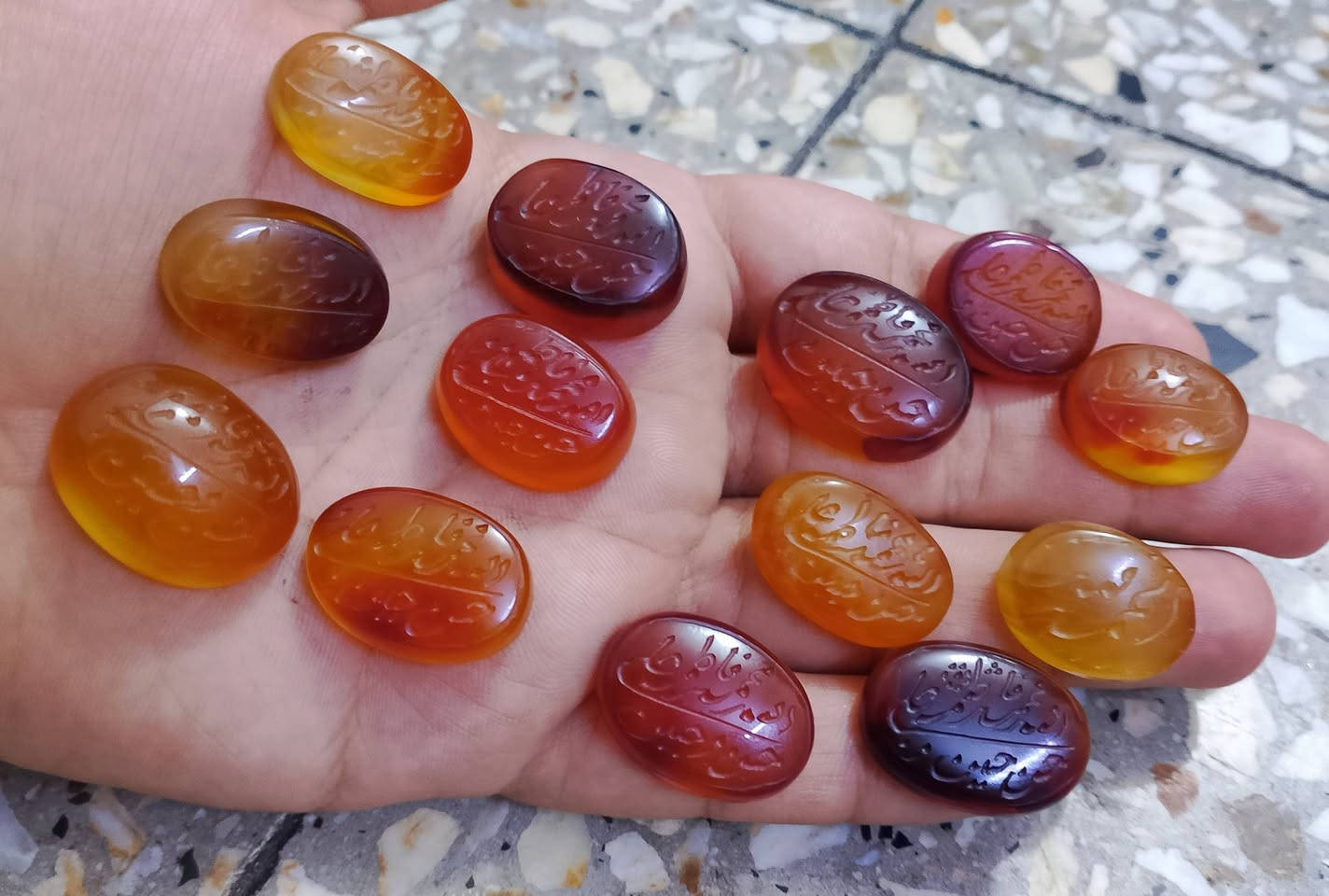 عقيق منقوش • جملة ومفرد • توصيل لجميع المحافظات