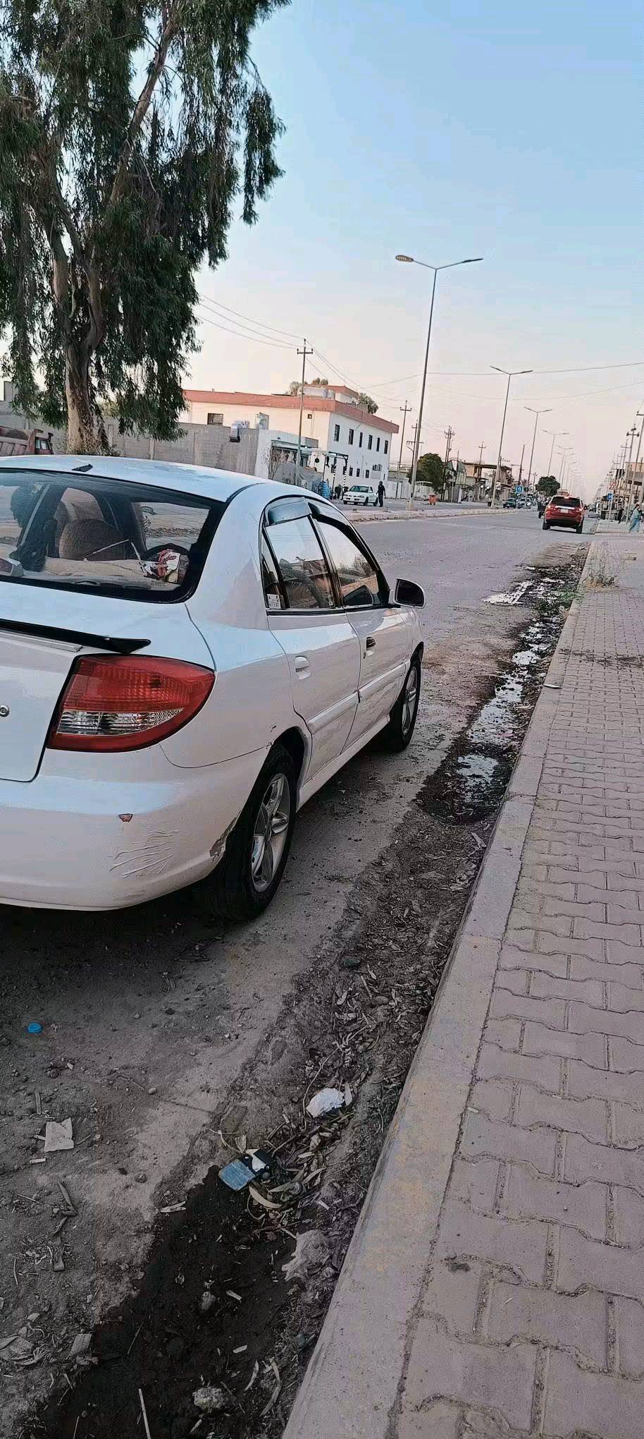 #كيا_ريو  موديل 2004 كوري للبيع مشرع وطني 
🔸 سيارة نضيفة فول شرط الفحص شرط التحويل
🔸 تبريد ثلج و تدفئة نار
🔸 كير اوتماتيك شرط
🔸 سنوية تنتهي سنة 2030 
🔸 محرك شرط اقتصادي لا بخار و لا صرف
🔸 شاشة فول لمس ايباد
🔸لايت زنون
🔸غرامات صفر مابيها أي غرامة 
🔸مكاني محافظة كركوك 
🔸 رقم انگليزي نينوى مشروع وطني شرط التحويل أي محافظة احولك مباشر بأسمك 
سيارة جاهزة مال بيت مال شغل ما تصرف عليها نهائياً 
السعر 43 ورقة وبيها مجال للتعامل
📞#هاتف *********** - ***********
متوفر واتساب