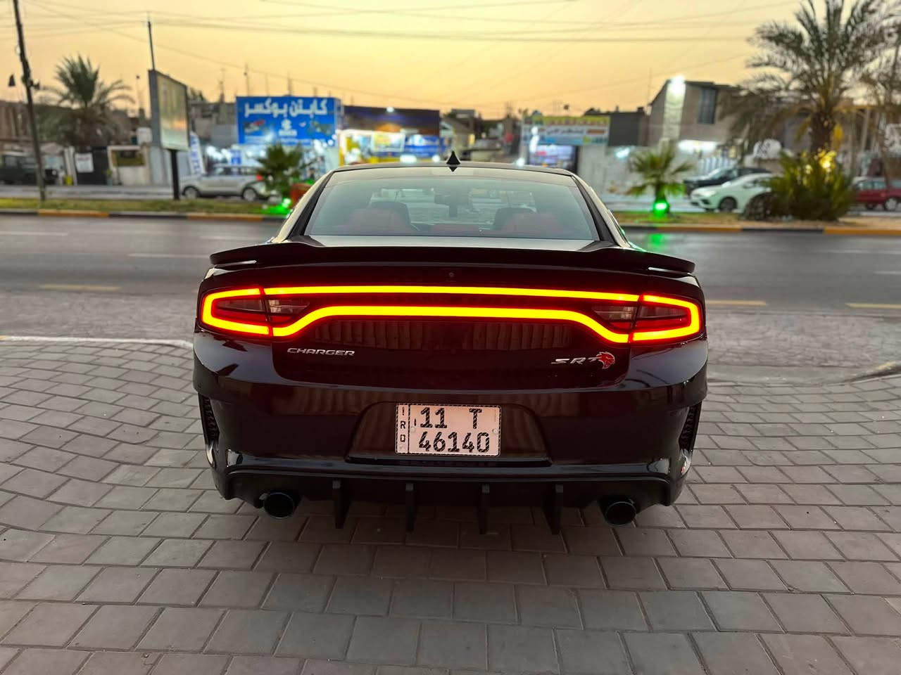 السلام عليكم جارجر موديل 2018 SXT
مواصفات عاديه تشغيل عن بعد شاشه چبيره كشنات جلد السيارة محدثه جي تي مكينه 6 سلندر 3600 جاهزه من كل النواحي حادثهه حرك بل
بجم يعني المحرك محترگ  بدون اي ظربه بسمي
تحويل مباشر مكينه وكير وصدر كله جديد السعر (148$) ورقه استفسار
(***********) عنواني بغداد البنوگ
