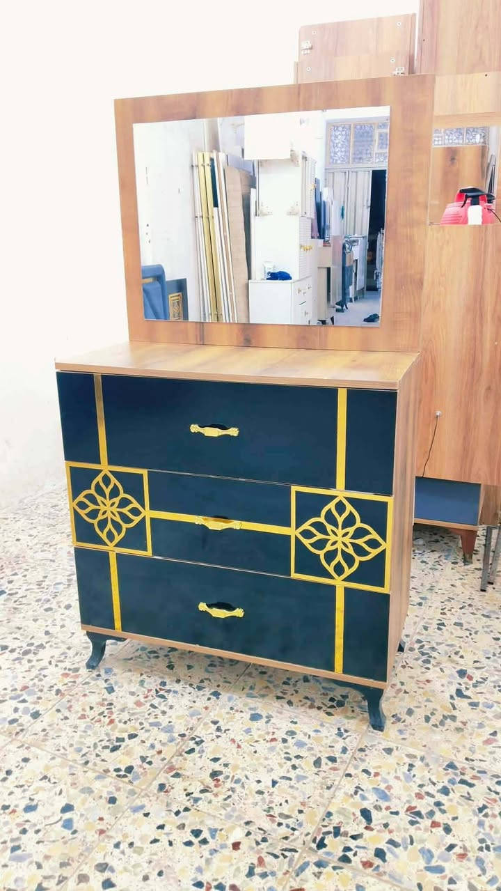 💎💗 غرفة تركي مستخدم
5قطع 
💯 نظافة 90
🚪 نظام ابواب مرتب
السعر 475
🪛 شد مجاني
🚚 نقل مجاني للحجز اخذ سكرين وتفضل واتساب ***********
