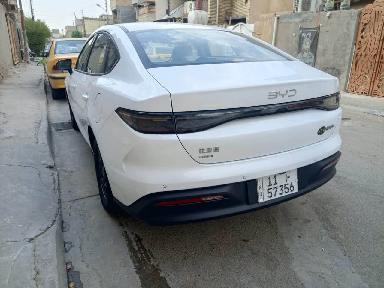 السلام عليكم
🚘 للبيع BYD SEAL 5 موديل 2025

التفاصيل:
- ستاندر - مواصفات معروفة
- ماشية: 19,800 كم وقابلة للزيادة
- كفالة عامة - السيارة بأسمي
- تحويل مباشر أو ثاني يوم
- السيارة نظيفة وعلى ايدي

السعر: 20 مليون دينار

للتواصل: ***********
ابو جنة - بغداد
