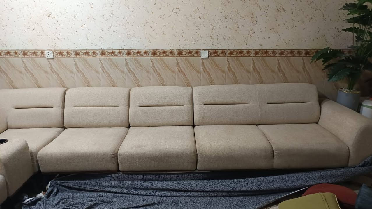 ديوان تركي عشر مقعد مستعمل السعر عل الوتساب***********
