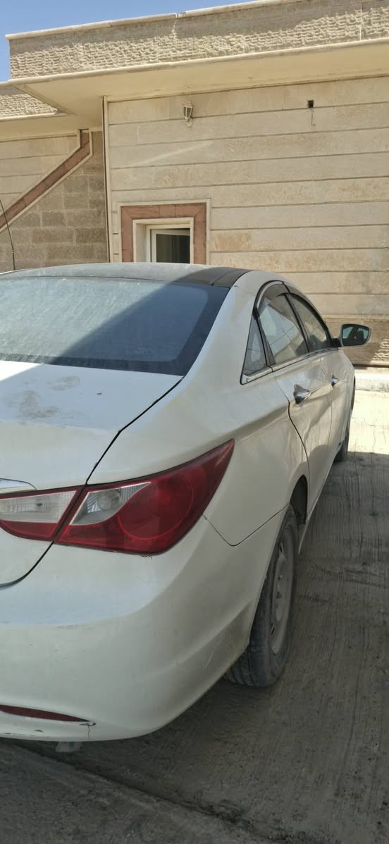 سلام عليكم سوناتا للبيع 2010 خليجي مكفوله من كصه ومن كلبه *********** السعر 80$بيها مجال
