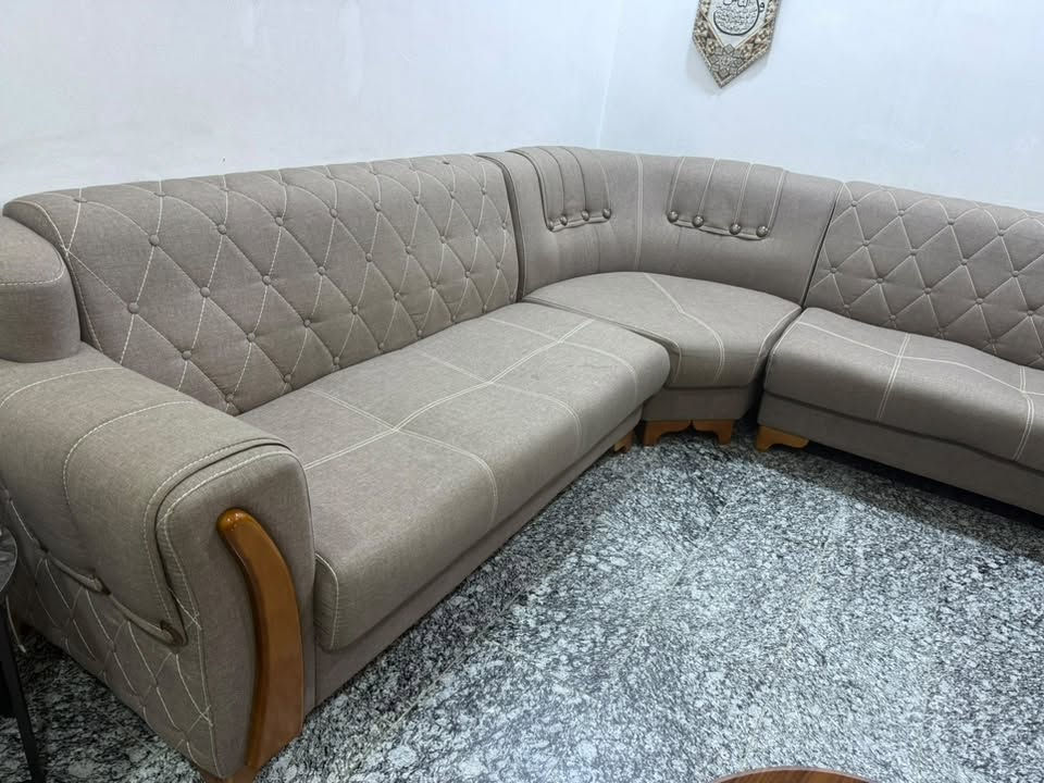 السلام عليكم
تخم للبيع مستخدم نظيف بغداد / الاعظمية 
***********
