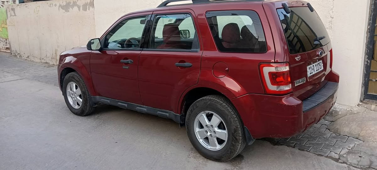 فورد اسكيب 2012
محرك 2500
كير مكينه مكفول
تبريد ثلج
رقم بغداد بأسمي
حداديه فول
تخم تاير جديد
دوشمه جديده
السعر 75 وبيه مجال قليل
***********
