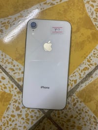 آيفون XR • واتساب حصراً