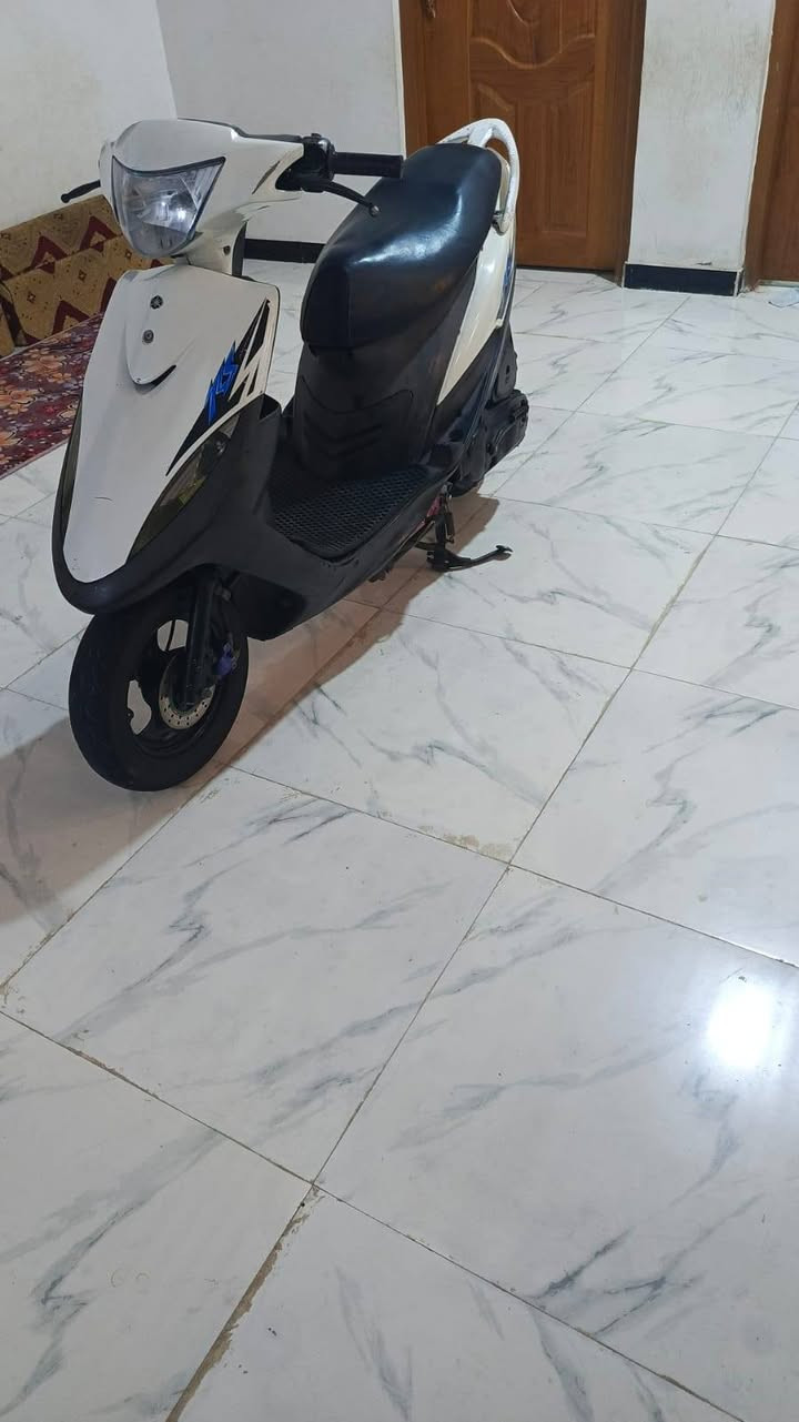دراجه ماكس عدله مكفوله كفاله عامه مامفتوحه سعر 1000000شراي طب خاص عل فحص او علا ضمان عنوان البصره ابو الخصيب شارع الوسطي ***********بدون تعاليق سلبيه رجائن
