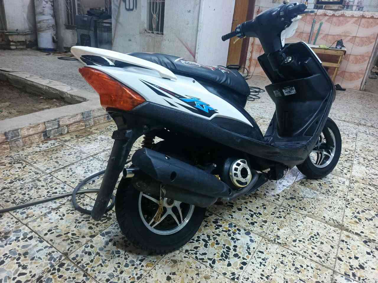 الدراجه. مزوده بوشه وسلف 55
ويل رياضي اصلي + اكزوز FM
كهربائيات شغاله
نقصه بس باتري
السعر 550 
واتساب +اتصال ‏‪***********‬‏
