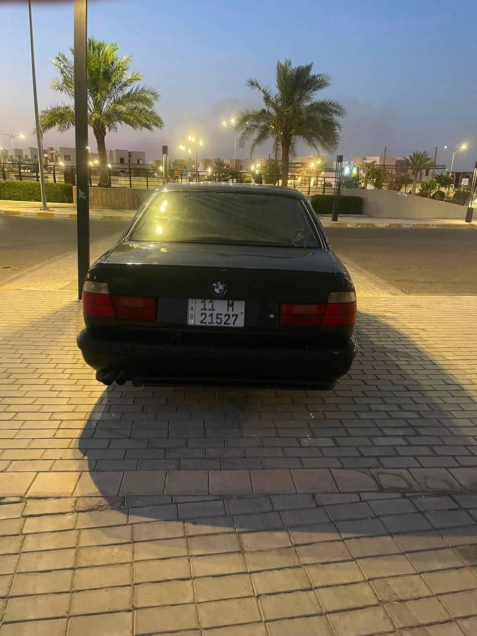 السلام عليكم 
bmw 530 v6 مفتوح
بجم عريض
وياله خليه حجم 15
سلايت 
غرفه جلد مدوشمه
رقم بغداد دولي مشروع وطني تنتهي ل2030
مكفوله من الغرمات
بدون حادث او ضربه 
للبيع او مراوس حسب القناعه السعر 47 وبيها مجال
ملاحظه التبريد شغال بس كمبريسر بي ضعف
***********
