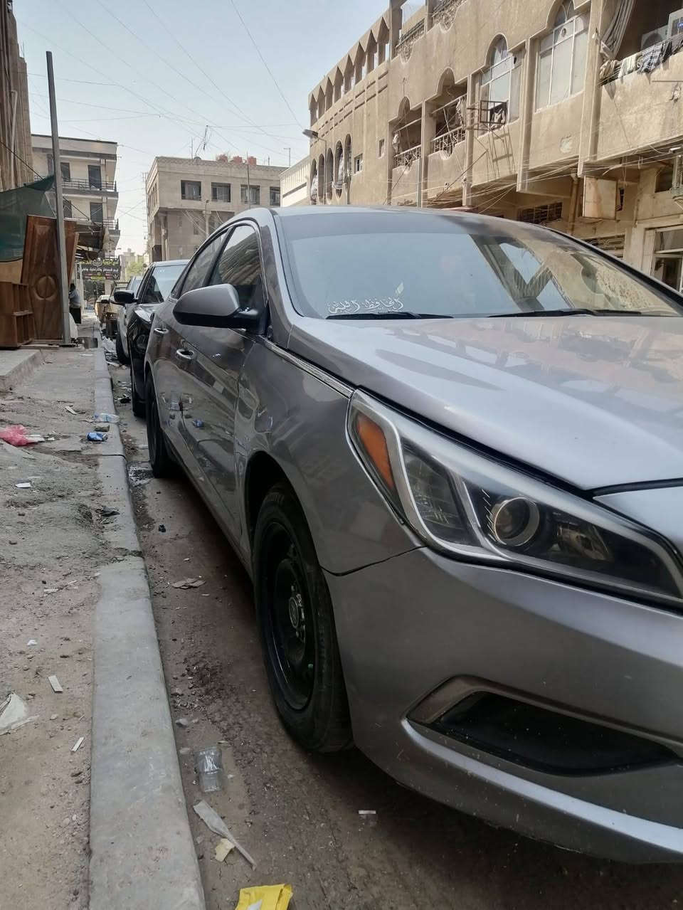 سلام عليكم
سوناتا 2017 وارد امريكي
حادثها بنيد وجاملغ الأيمن
بدون دواخل
مكينة 2400 gdi
بغداد الاعظمية
السعر 117 وبيها مجال
***********
