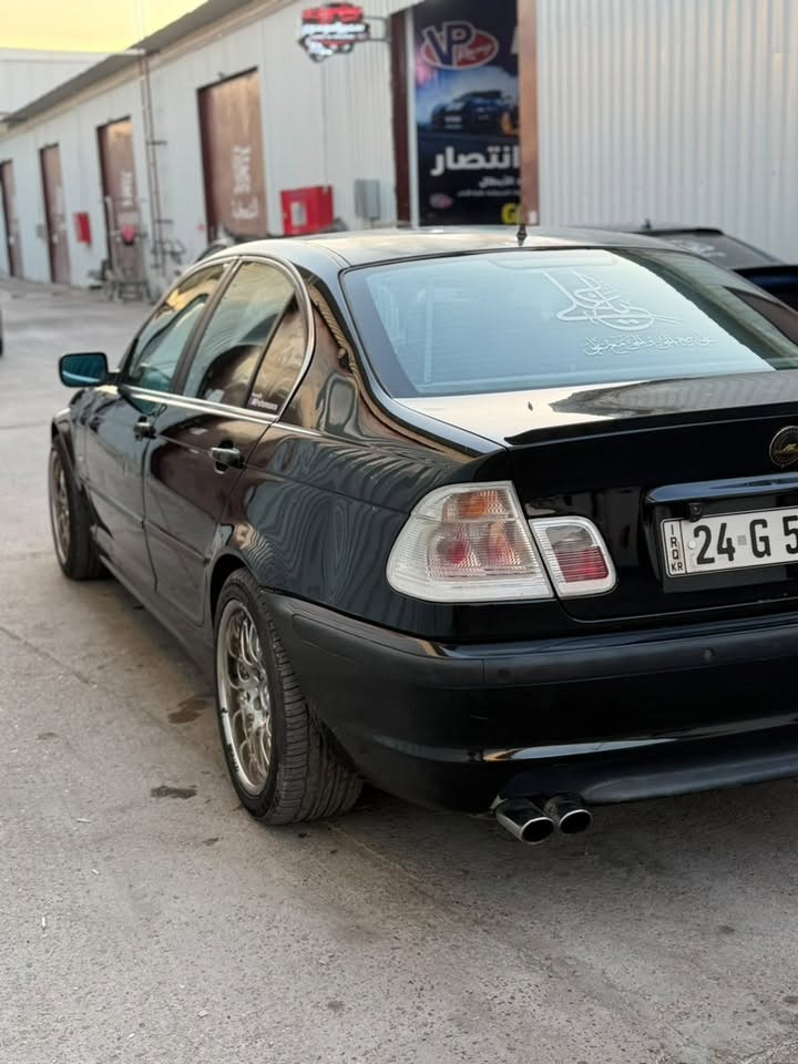 السلام عليكم
BMW e46 330i 2001 اوتو اصل 
رقم دهوك باسمي مكانه بغداد الجديدة السياره بيه صبغ بالجمالغات الاماميه بدون حادث وبدون ضرر الباقي مكفول ويل كب تخم تاير جديد مكينه وكير جديد تبريد ثلج خير من الله  دعاميات mاصلي تفصيخ عربانه خلفيه m 
للاستفسار ***********
