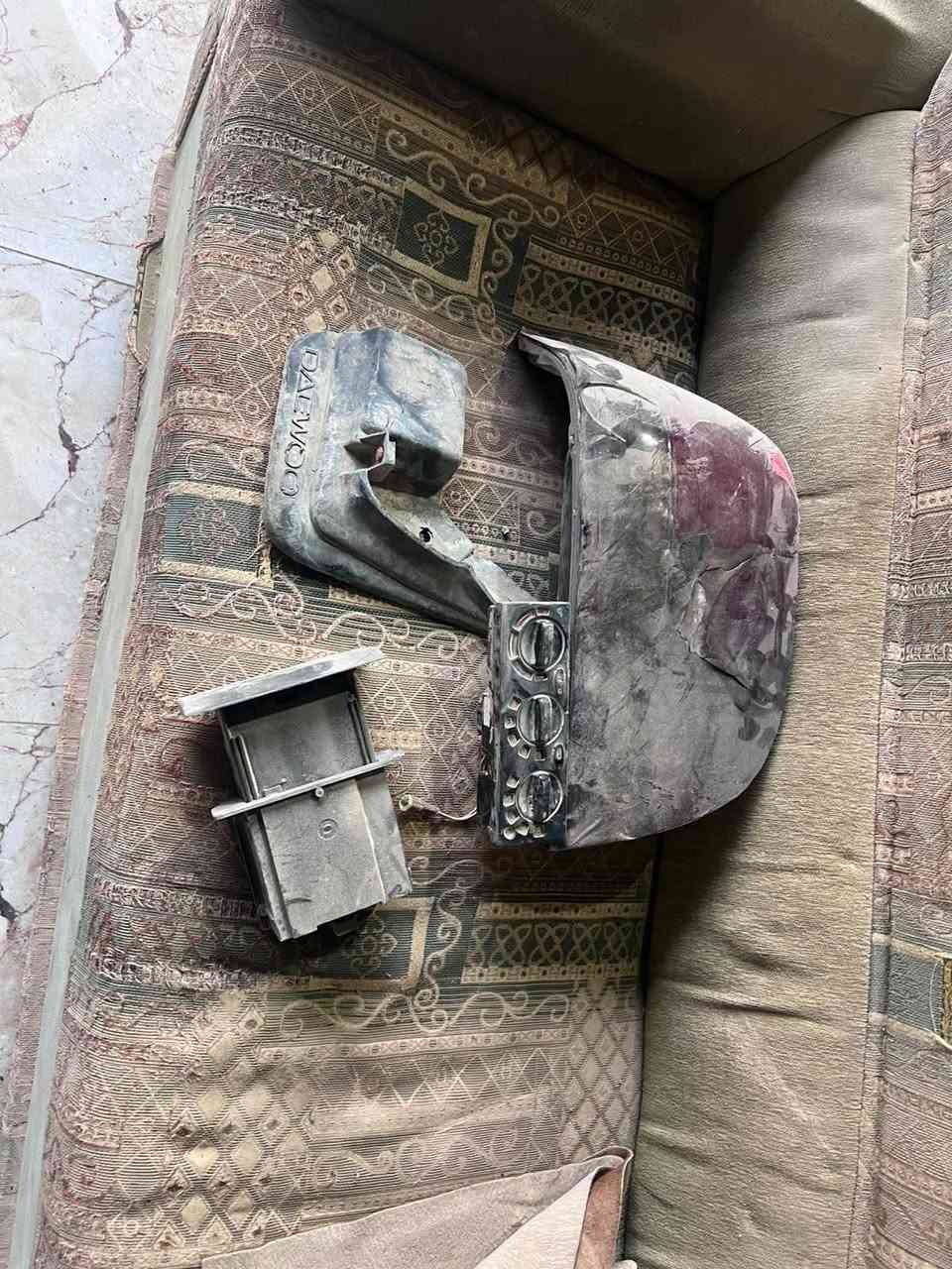 للبيع غراض برنس  كور +كرام شفت +فج برك صفحه اليسره + دبل هوه والقاعده + قاعده فيت بم + دركه ستيرن 2 + شفت ستيرن + مراوح 2+ باور ستيرن + بك ليت بي فطر + كلون باب عدد 4 ماطور ماسحه 3 +يده باب داخليه + كرنك + ذرعان 4 +كوعه مال مي + قاعده مسجل + سبيدر لون ابيض + ايرفلو + قاعده مال كير  وصدر جديد مامستعمل  كبرسر تبريد /مكلف بلنشر رقم صاحب الغراض ***********
