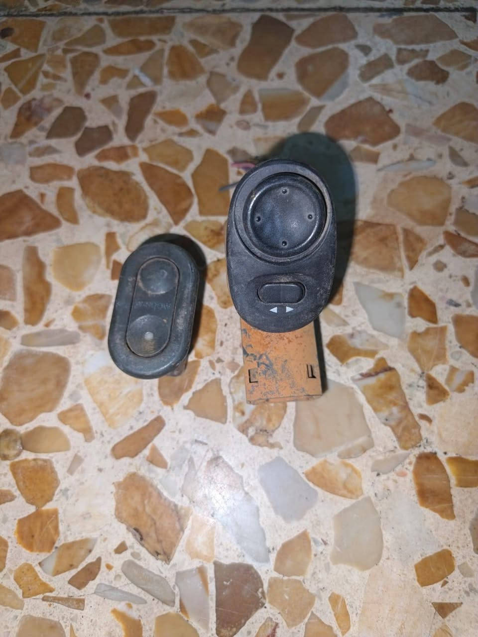 سويج • كزوز • مرايه