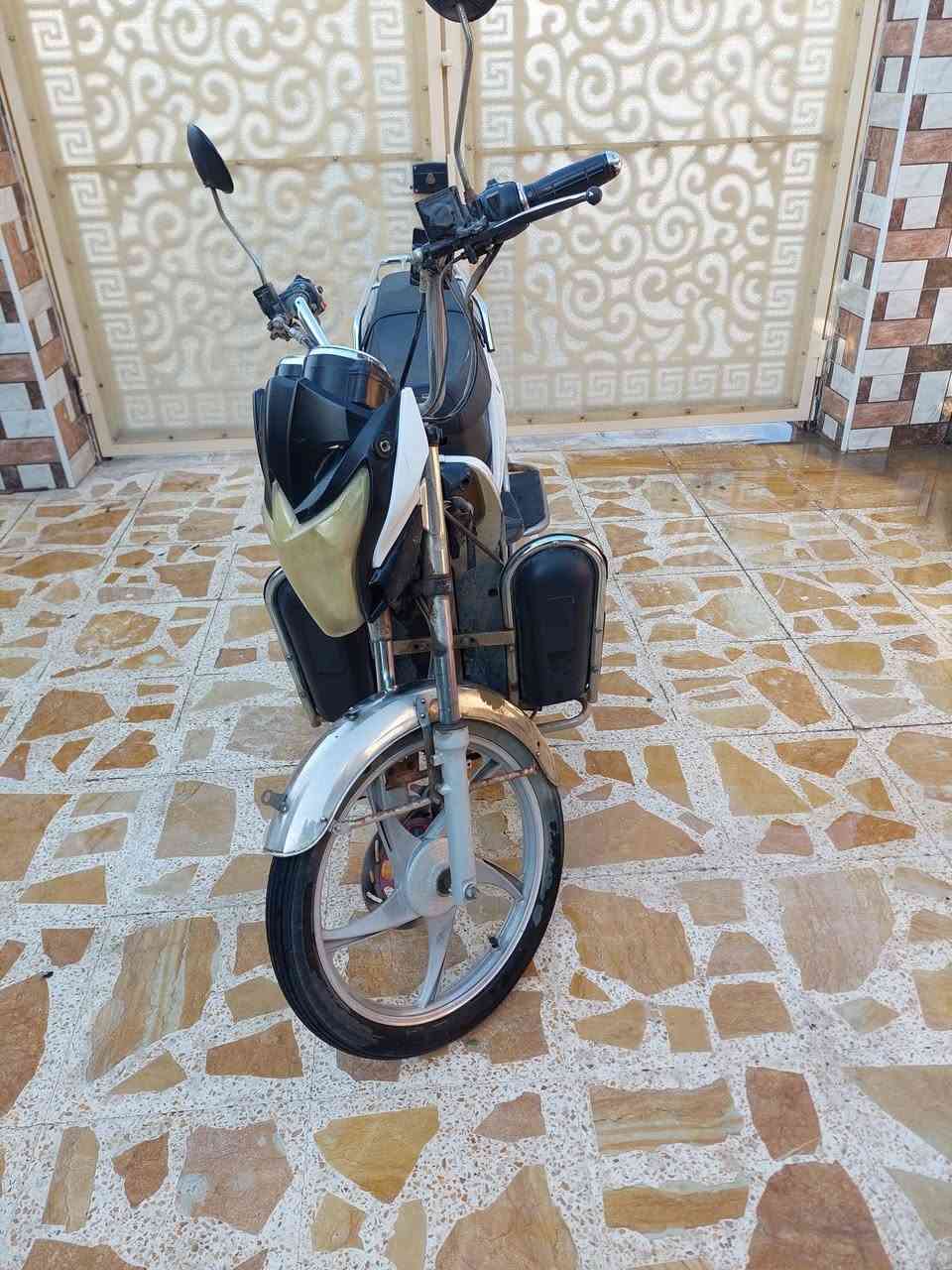 ♦️دراجة هارلي شحن للبيع 
♦️دراجة 5 بطاريات 
♦️البريك دسك امامي خلفي 
♦️بصمة مع سويج 
♦️المكان ديالى المقدادية
♦️السعر 450 الف وبي مجال بسيط

رقم الهاتف 
♦️♦️♦️♦️***********♦️♦️♦️♦️
