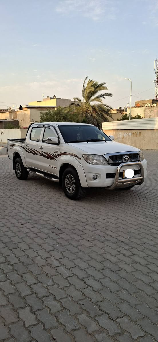 سلام عليكم بيكم فلاونزه تماتيك  فور ويل مكفوله كفاله عام رقم البصره مشروع وطني تحويل مباشر مكينه وكيري كفاله حداديه جديده طخم تاير كهربائيات شغاله كله المكان البصره السعر 160 رقم الهاتف ***********
