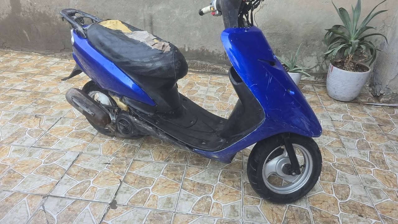 سلام عليكم دراجه عصفوري للبيع شغاله نص نكره للبيع السعر ١٣٥ بيهه مجال بسيط او للمراوس اب بطه للإستفسار خاص او اتصل عل رقم ***********
