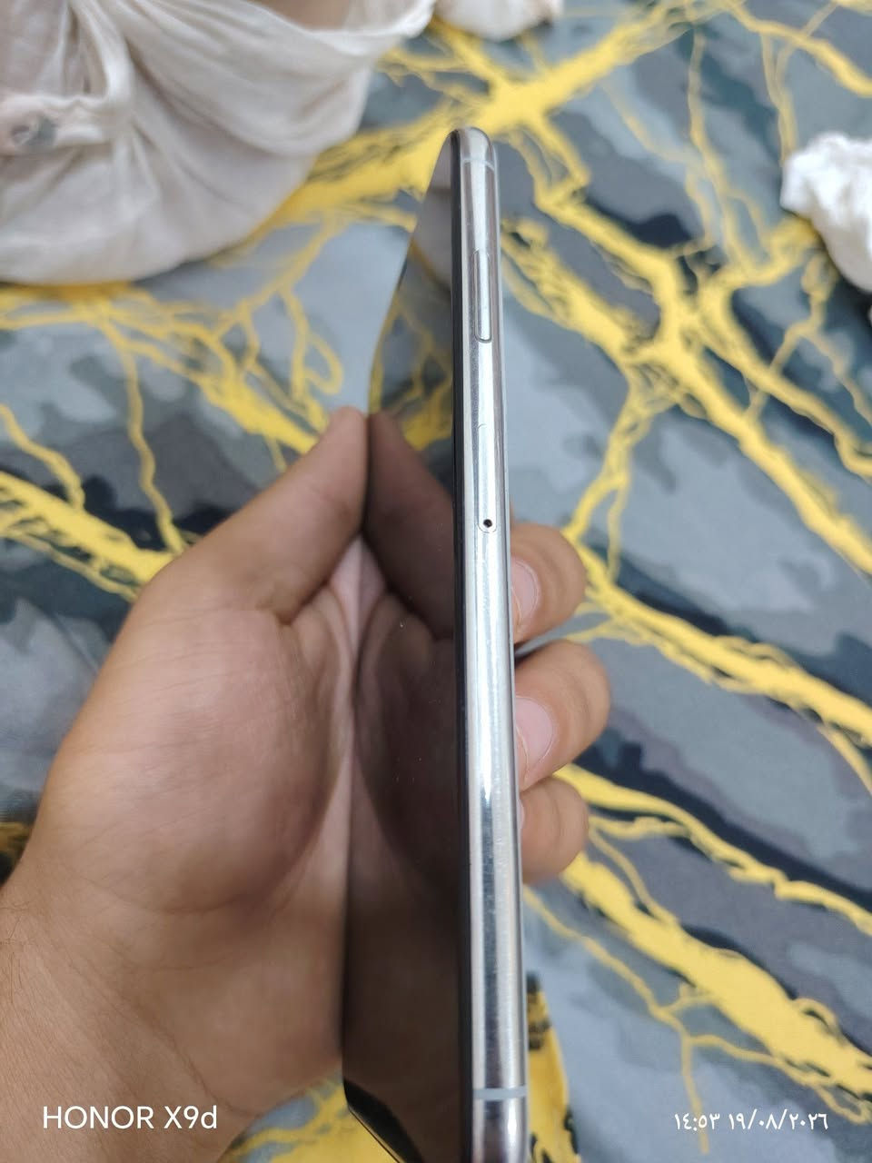 اكس ماكس 

غير مستبدل أي قطعه نضيف جهاز جداً

بطاريه ٨١ بلادي صرف طبيعي 

شاشه وكاله ما مبدله 

فيس أيدي شغال 

ذاكره ٢٥٦

شرق اوسط 

تك شريحه 

فقط ضهر مفطر 

فقط بالاتصال ماكو صوت لا سبيكر ولا سماعه لأكن بكل تطبيقات شغاله وتتصل طبيعي تصليحه ب ٢٥ ألف 

سعر ١٩٠ بي مجال قليل جداً

***********
