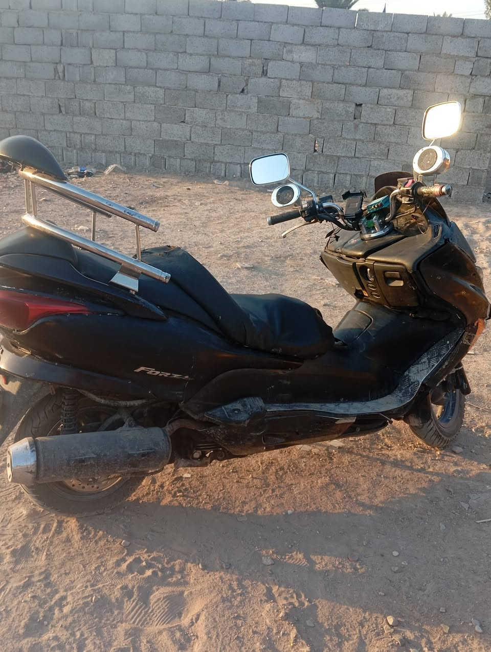 سلام وعليكم مره خصت لادمن فورزه 08نقصه نوزل  ويكولون فيت بم بس الفيت بم يضخ قوي ابيع كوم حديد سعر 400وبيه مجال مكاني تقاطع نهروان متواجد واتساب ***********
