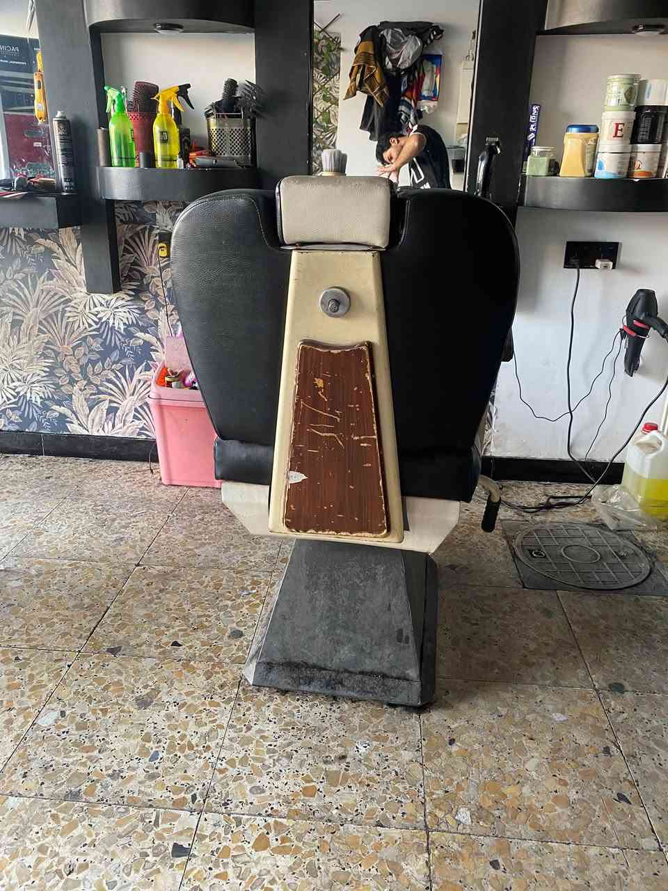 السعر صدمه ابيع كلهن سويه ***********

