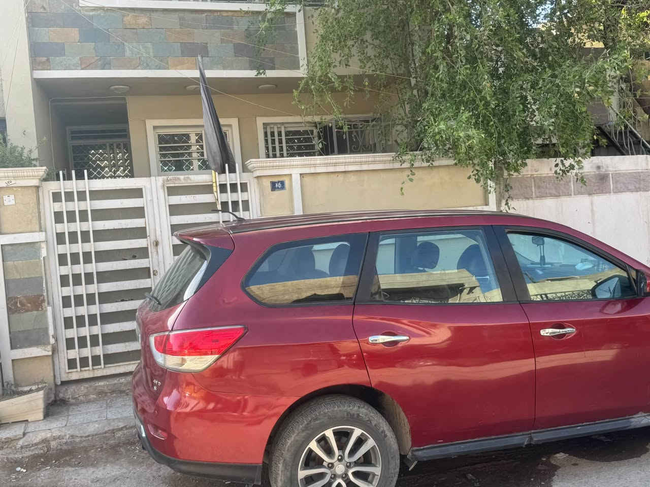 نيسان باثفندر 14 بغداد. 115.     ***********
