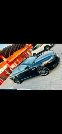 تورس • ٢٠١٥ • فتحة سقف