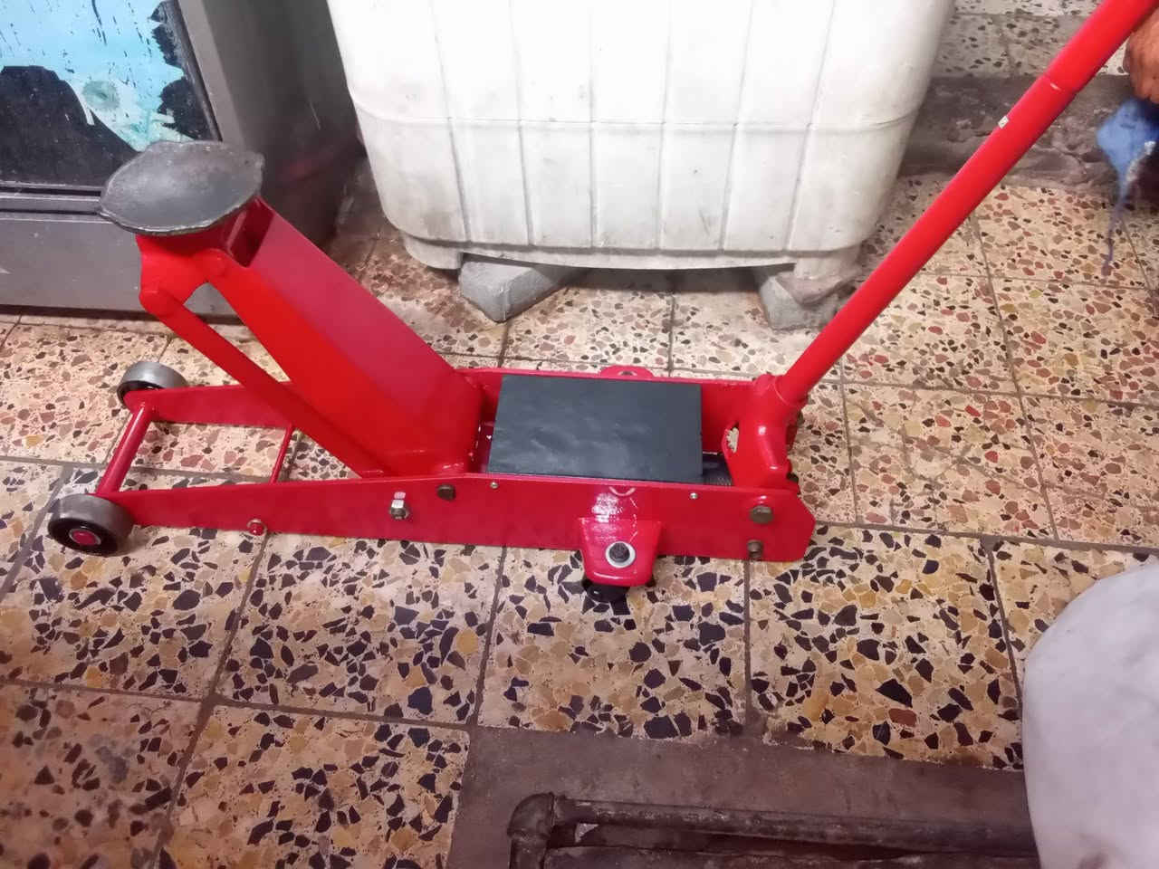 جك عربانة • ٥ طن • توصيل