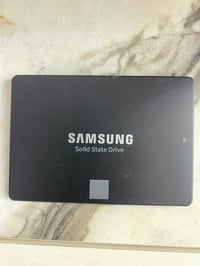هارد ssd • ٥٠٠ جيجا • ٤ قطع