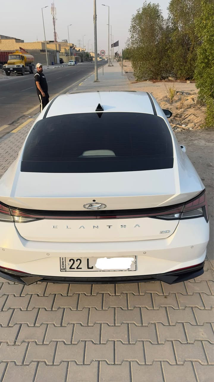 السلام عليكم جميعاً 
هيونداي النترا مديل 23 خليجي فول مواصفات 1/1 حساسات اماميه حساسات خلفيه انارة ترحيب بصمة دخول وتشغيل تشغيل عن بعد شاشة كبيره ( ابل كار بلي - اندرويد اوتو) كامره خلفيه شاحن لاسلكي فتحة سقف صندوق ذكي كهربائي ⚡️ تبريد قطعتين محرك كير حداديه تخم تايرات كلها جاهزه ما ناقصها اي شي رقم اربيل بأسم  بأسم عربي ابو معرض بالبصره تريد تحويل تريد وكاله عادي عنده وكيل بأربيل 
اليعجبك محرك 2000 دوش السياره بيها دعامية اماميه مبدله وبارد بخشم البنيد
الباقي مكفول وشوف العين شوفه السعر 170 وبي مجال قليل للشراي للاستفسار اتصل *********** البصرة, العراق
