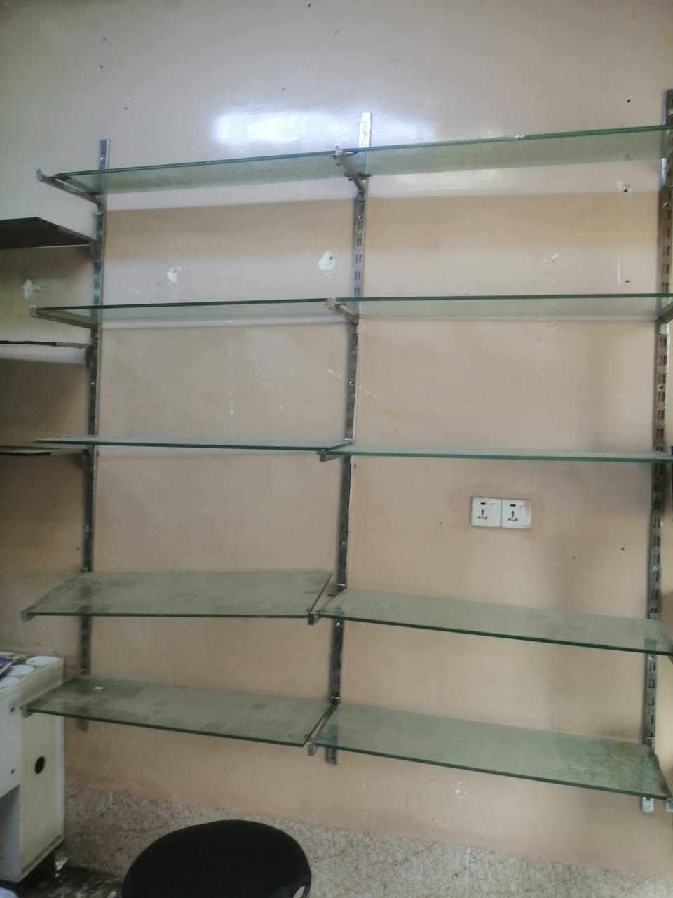 رفوف زجاجيه عدد 3 أمتار
نوعية ممتازه
السعر ٥٠ الاف بي مجال
العنوان
كركوك حي الحجاج قرب مجمع ماشاء الله الطبي
***********
