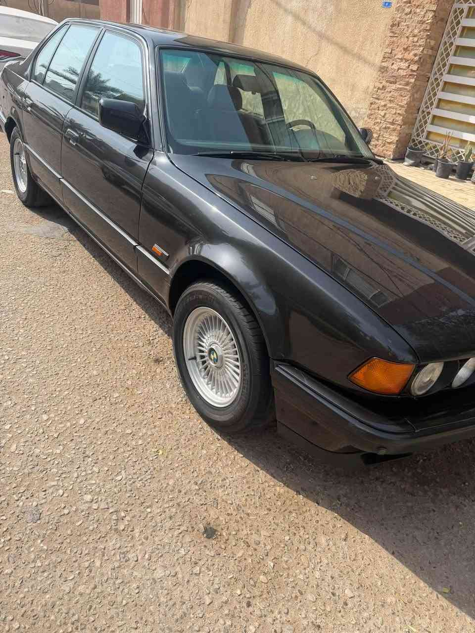 بي ام 740 • موديل ٩٢ • رقم انبار