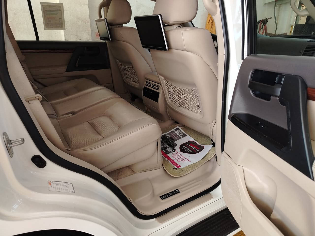 🫧محطة التاج لغسل وكافه خدمات انواع السيارات الحديثة 🥰🚖
#زيوت_فلاتر_غسل_تشحيم_تنظيف_محرك_بالبخار
#غسل  حمام متكامل لسيارات داخل وخارج Vip 
#مكانكم لافضل الخدمات الحديثه 
           📌⏱متواجدين يوميآ في خدمتكم ⏰

     🚦العنوان /بلدروز مدخل قبيلة عتبة🚦
الاتصال عل رقم *********** او مراسلة الصفحه

