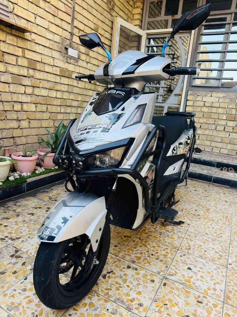دراجة سكنس شحن للبيع
1 - الدراجة موديل 25

2 - الدراجة تمشي 50

3 - سرعة الدراجة مع الوزن 63

4- بيها نضام الR

5 - اشاير يمنة ويسرى

6- الدراجة فئة الجبلي تجي عالية

7- بيها بومة 2 و ناصي اصفر و عالي ابيض

8 - الدراجة بطاريته نص عمر يمشنك ازيد من سنه

9 - كلشي بيها بلادي ممبدل شي بيها

10 - بيها 3 نمر

11 - تشحن خلال 8 ساعات فقط

12 - من تقبط شحن تفصل الشاحنة بوحدها

13 - نضام امان سرقة و قفل ستيرن

14 - بيها بصمتين و سويجين

15 - تشغيل عن بعد بمسافة 50 متر

16 - سعر الدراجة 700و بيها مجال

17 - الموقع بغداد تقاع درويش حي التراث

18 - رقم تواصل *********** بي واتساب
