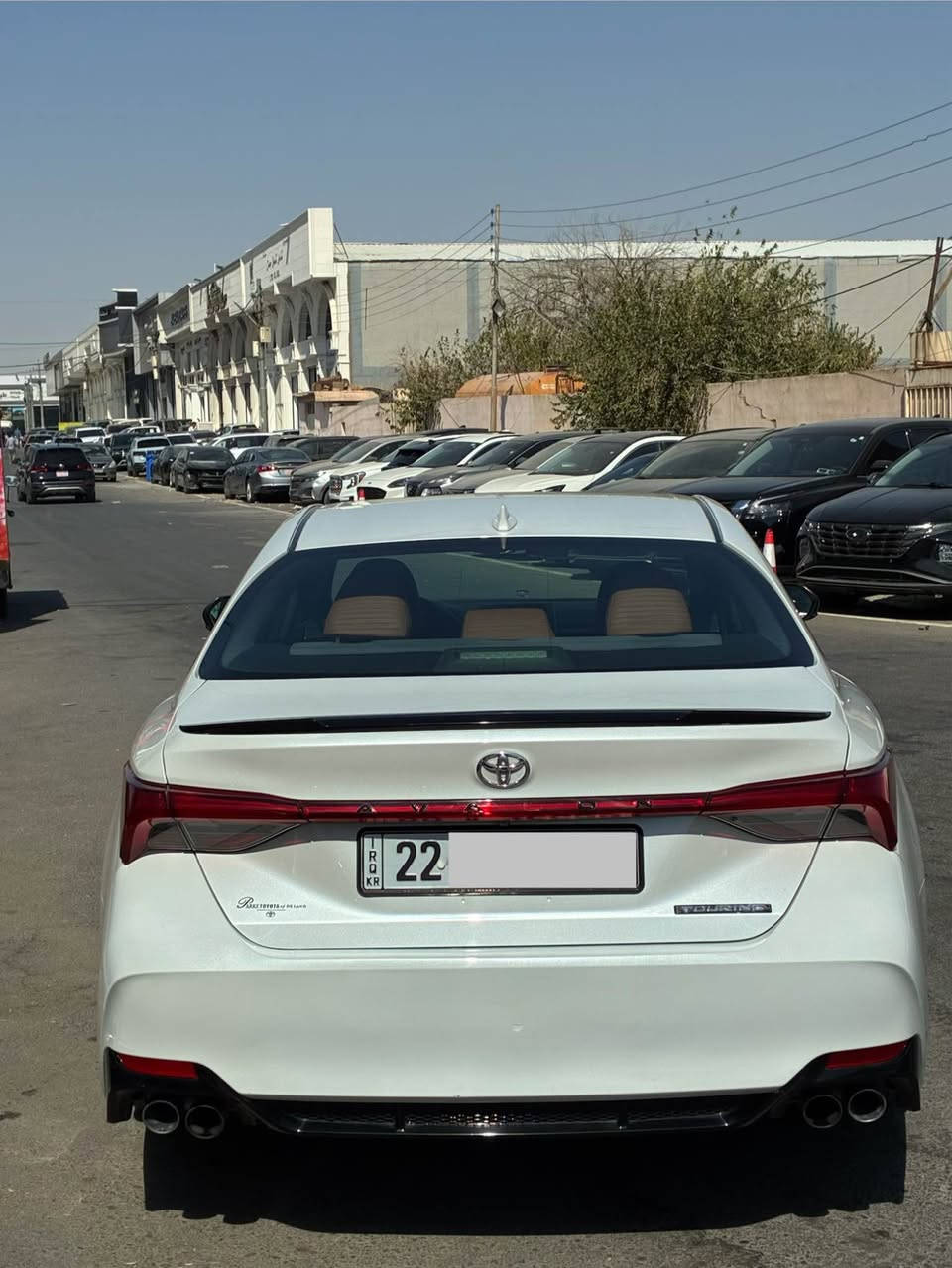 كوردي 
جوري ئوتومبيل:-  تويوتا ئەڤەلۆن
رةنگ  ئوتومبيل:- سپی سدەفی
موديل ئوتومبيل:- ٢٠١٩
مواصفات ئوتومبيل:- تۆرینگ فول فولە سلاید ب بەسمە و ناو قەیسی
دعمي ئوتومبيل:- بونید و چاملخ  + دەرگای سایەق پەلەک ساردی هەیە
ماوةي رويشتن:-  ١٣٠ هزار مایل
نرخي ئوتومبيل:- 218 وەرەقە
جوري رةقةم ئوتومبيل:- هەولیر
شوين ئوتومبيل:-
***********

نوع السيارة:- تويوتا افلون 
لون السيارة :-  ابيض لؤلؤي
موديل السيارة :- ٢٠١٩
مواصفات السيارة:-  تورينك فول الفول بصمة و فتحة داخل مشمشي 
عداد السيارة:- ١٣٠ الف مايل 
ضررها :- بونيد و جاملغ + باب سايق امامي بي شوية تعديل و تكحيل 
سعرها :- ٢١٨ ورقة
نوع الرقم :- اربيل
مكان السيارة:-اربيل 
رقم تليفون 
*********** أربيل, العراق

نص مكتوب في الصور:
- 12:26 LTE bid.cars 3.5L6 2019 TOYOTA AVALON, XLE 4T1BZ1FBXKU006604 1-39881100 Copart Location: Orlando North (FL) Shipping from: Savannah (GA) Seller: No information Sale Document: Rb Sales History 1 Similar archival offers You are watching archived offer. Auction ended on Monday, June 29, 2020. Monday, June 29, 2020 10 Photos