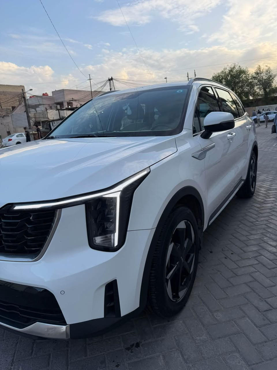 للبيع كيا سورنتو *
2024 رقم بغداد انكليزي *
عداد المسافه:56 الف

محرك 6سلندر

شاشه جبيره *

كامره خلفيه * *

حساسات
*
بردات خلفيه

7راكب **

3قطع تبريد

كير ماوس ومم

سياره جديده سنونار موجود 

بيه بس بارد بل باب و صدعتين وره لباقي مكفوله 
سعر 265 بيه مجال 
رقم ***********
