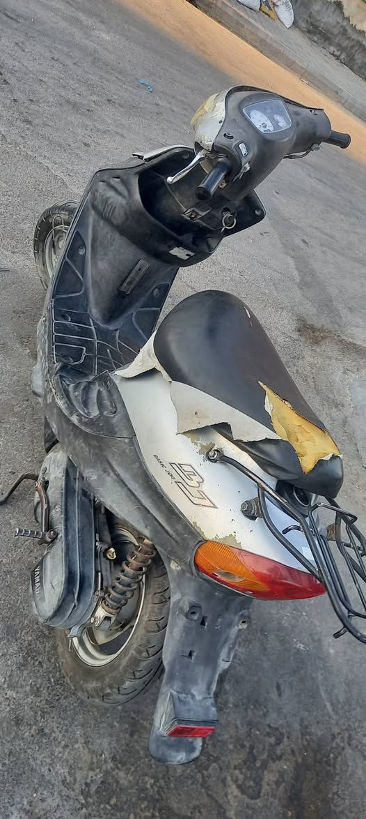 بيجي للبيع نظيفه كهربائيات كلهة شغالة كابريتر جديد صارللهة سبوعين من جفتتهة  تجفيت كامل تايرات جدد  عوزهة فقط سلف  السعر ١٧٠ وبيهة مجال قليل ***********
