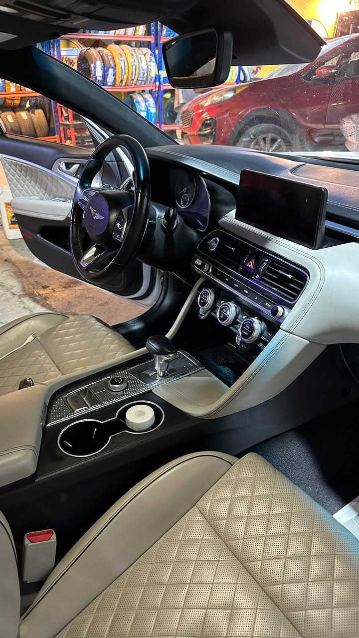 بيع أو مراوس

جينيسس G70 2023

6 سلندر 3.3T

AWD ( دفع كلي )
الممشى : 47 الف كيلو وقابل للزيادة

الحادث : قطعتين تبديل ( بامريكا فقط مابيها حادث بالعراق )
( گير مكينه كهربائيات تيربوات كفالة )

جاملغ جهة السائق والبنيد نفس اللون

مع وجود بارد قبق الصندوق وحافة جاملغ وقماره شي بسيط

KMTG54TE8PU128635 

السعر 200 وقابل للتفاوض
مكانها بغداد الدورة
*********** اتصال او واتساب
