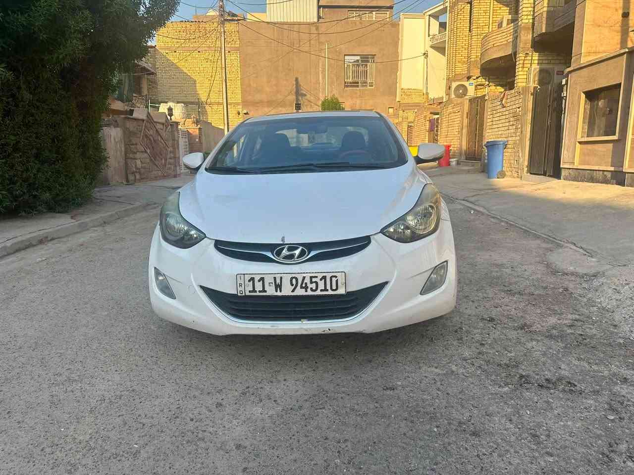 افانتي 2013 خليجية
1600 gdiمحرك

داخل جلد 
سلايت
تحكم ستيرن 
شاشة كامرا 
اشارات بالمري
تبريد تدفئة 
السيارة بيها 4 قطع صبغ بالصفحة عكس السايق
مكان بغداد
السعر 92$ 
***********
