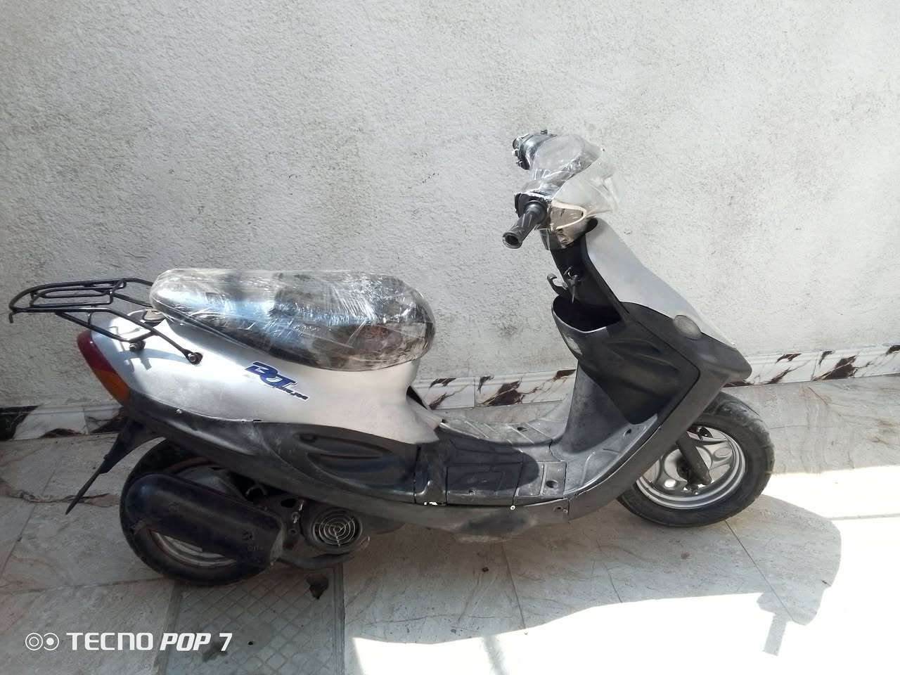 دراجه تسع زروف شغاله من كلشي كهربائيات وسحب قوي ونهضه قويه السعر 250 مكينه ناعمه ودكه وحده تشتغل مكاني البصره المطيحه رقمي للتواصل ***********
