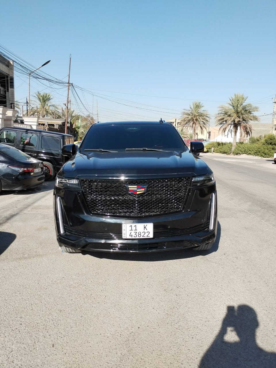 السلام عليكم للبيع كديلاك اسكاليد 2022 وراد امريكي حادثه بنيد و جاملغ  مبدلات ومصبوغات ماشيه 51 رقم بغداد السعر 530 //***********

