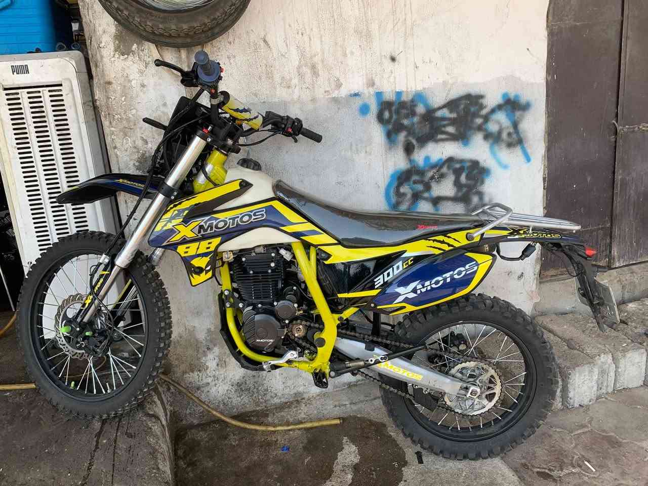 Xmotos ١٣$
مەکینە ٣٠٠کەپسە 
خاوێنە مانتۆرەکە  
رەقەمو سەنەوییە 
تاکوو ٢٠٣٠نوێ کرایتەوە
کێشەی نییە بەناوی خۆت بکە
سحری قوفلی ١٣وەرەقە 
برایم من موشتەری نیت بێزارمان مکە قوفلی پێ وتی تەلەفۆن مکە مەعمەلی  ناکام قوفلی  پێ وتی ***********
