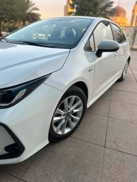 كورولا هايبرد • ٢٠٢٥ • ماشيه ٢٥٠٠٠