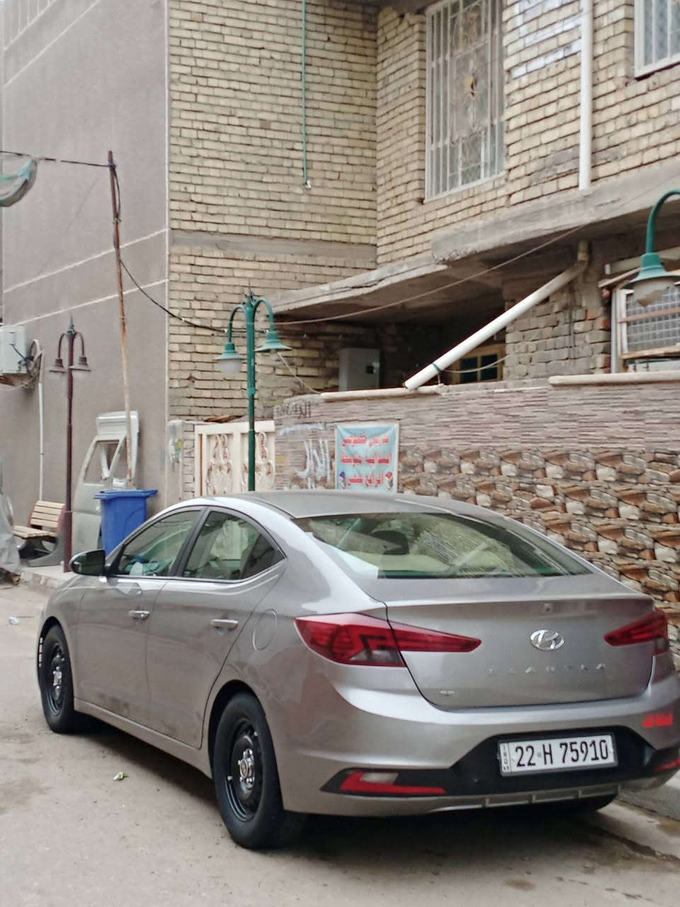 سلام عليكم الانتره موديل 2020 ماشيه 78 كيلو متر سياره خير من الله حادثه باب سرقه باب الصدر وهسه بيها باب وكاله وبابها مبدل سياره رقم اربيل تحويل تريد وكاله جديده تايرات جدد حداديه 90 /100 تبريد ثلج سبير مانازل مكينه 2000 دوش كير سفتي 8 نمر سعر 132 وبيها مجال مكاني بغداد البلديات شارع المصرف يم افران العسل رقم تلفوني ***********

