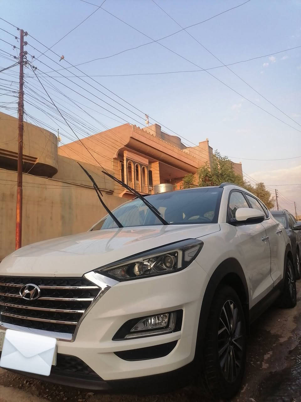 سلام عليكم سياره تكسون موديل ٢٠٢٠ فول مواصفات بنوراما  بدون ضرر فقط ملاحظات السعر 205  الرقم        ***********   / ***********

