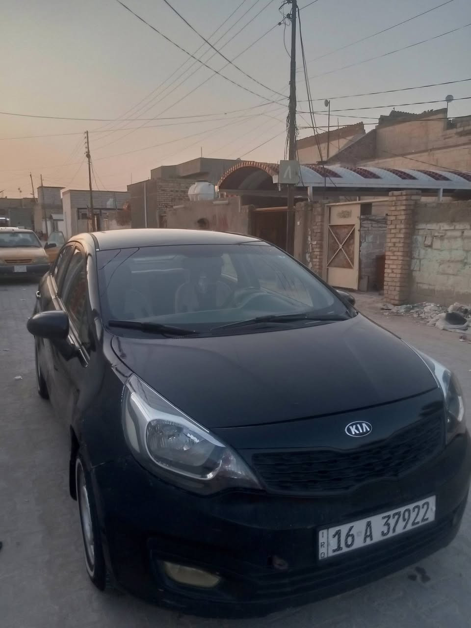 السلام عليكم للبيع او مراوس بيكم أو كريت ويل
كيا ريو قادسية انكليزي موديل ١٣ جاهزة كير مكينة حدادية ٧٠ بالمية تبريد تخم تاير ابو الخطة سيارة جاهزة نصبة كلش حلوة محرك ١٦٠٠ ٤ كير  خليجيه بيهة جاملغ خلفي طخة زغيرة وبيهة باب العبري بي شوية معجون سنوية ساقطة بشهر الثالث هزة لل ٢٧

*********** الرقم 
السعر 69 وبيها مجال 
العنوان الديوانية الاسكان مقابل المعهد الفني
